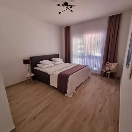 Segel Villa *