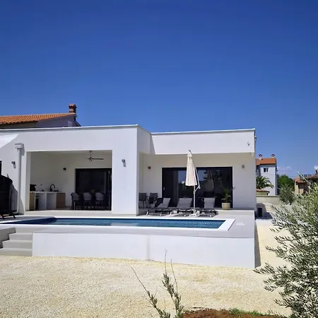 Segel Villa *